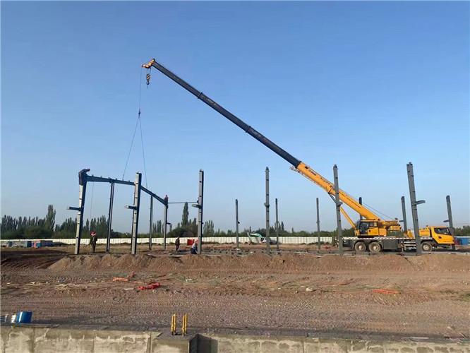 鹿寨县夜间、节假日作业是否有加价？加价比例多少？